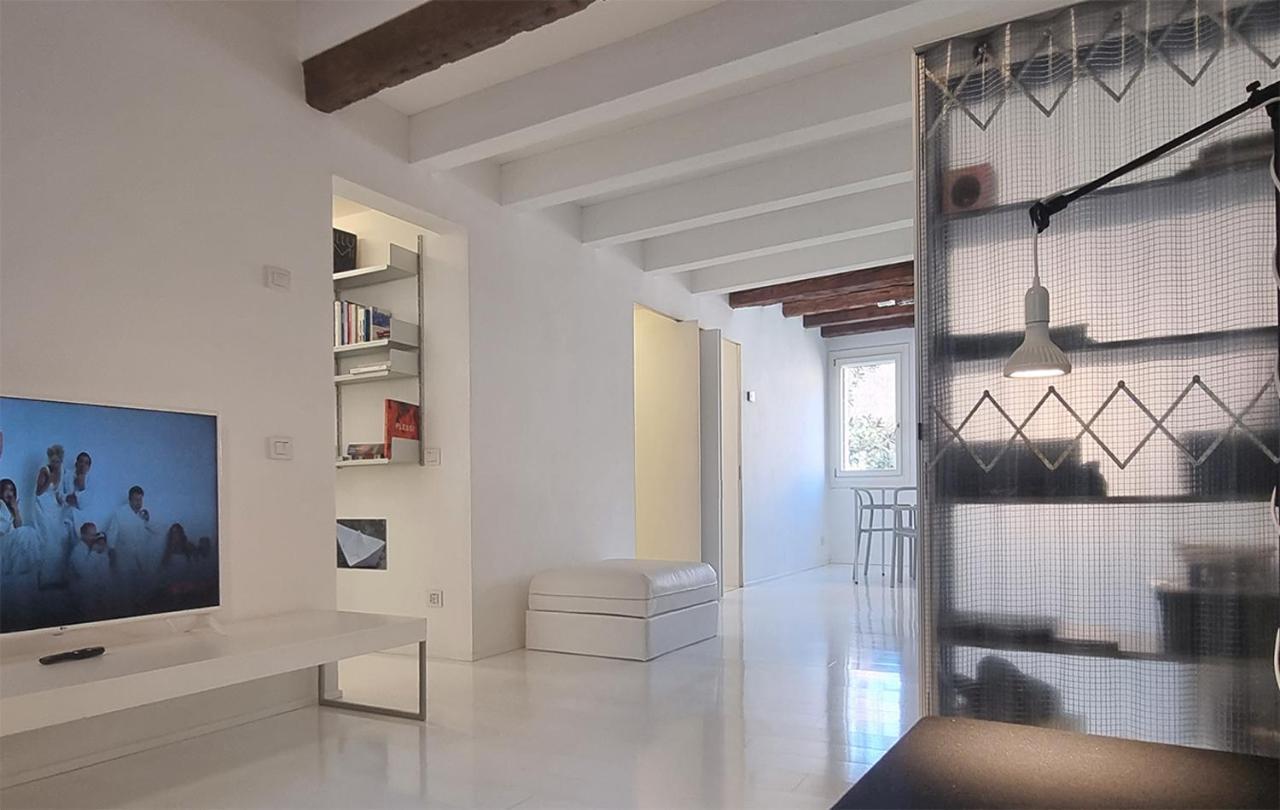 White Frari Apartment Венеция Екстериор снимка